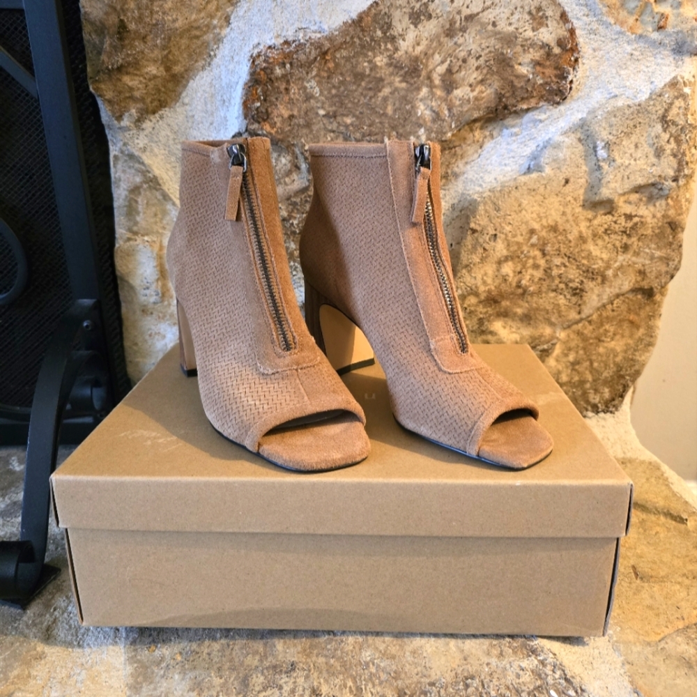 Sanctuary Ready Open Toe Bootie in Acorn *NEW* Size 8.5